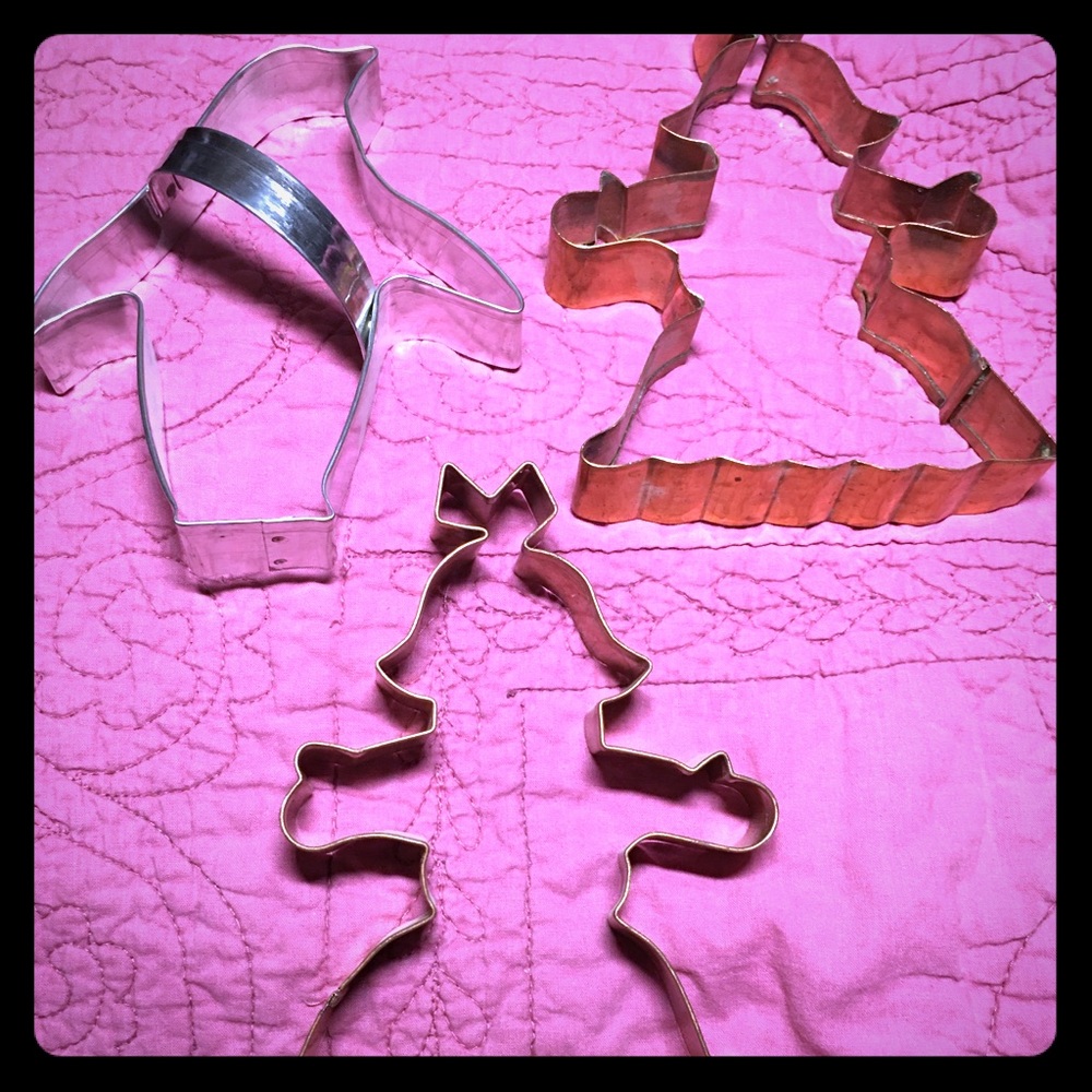 Lot of 3 Large cookie cutters